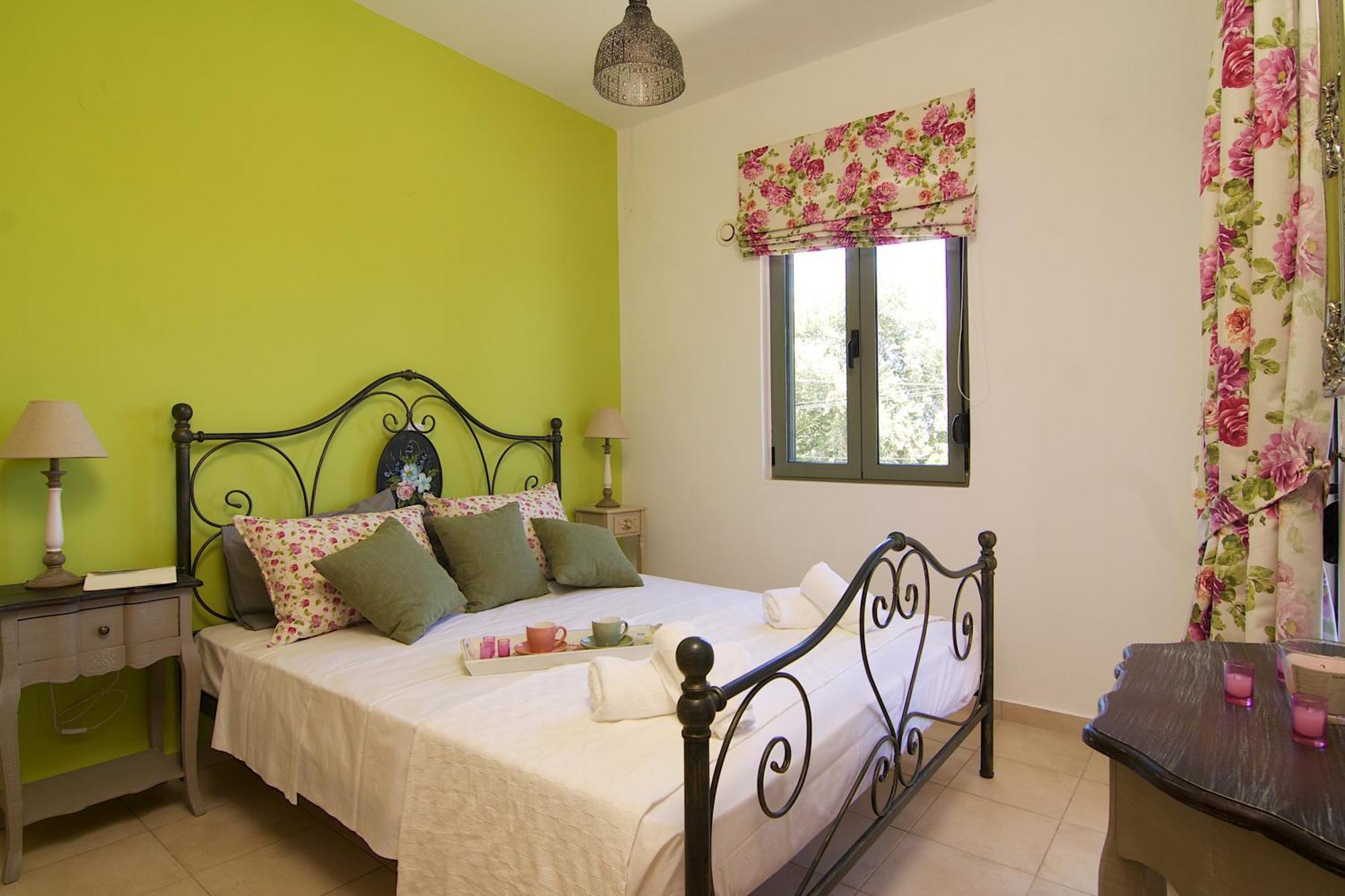 Loutra Resort Oda fotoğraf